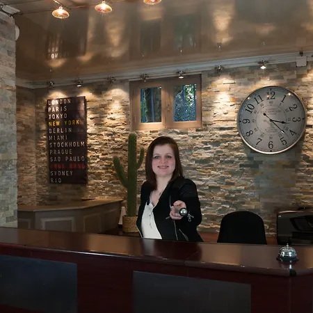 Szálloda Le Chardon Bleu Sainte-Maxime