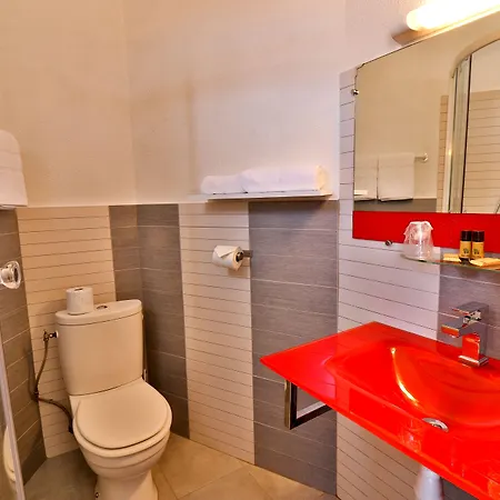 Le Chardon Bleu 3* Sainte-Maxime