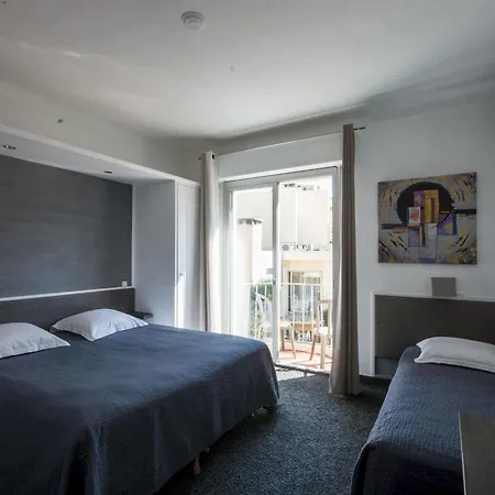 Le Chardon Bleu Szálloda Sainte-Maxime