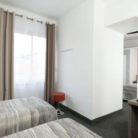 Отель Le Chardon Bleu 3*