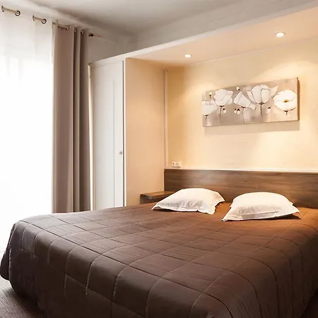 Le Chardon Bleu ホテル 3*